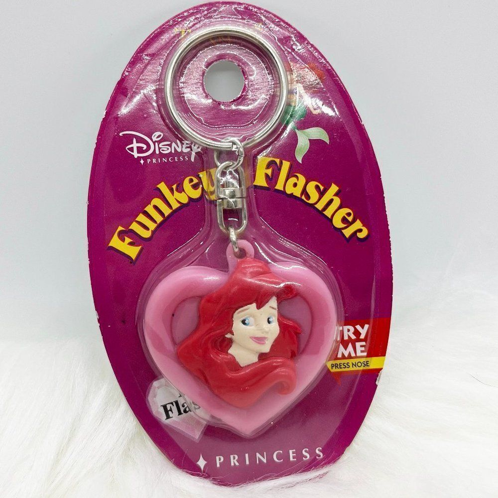 🔮 5/$25 Disney The Little Mermaid Ariel Funkey Flasher Keychain‎